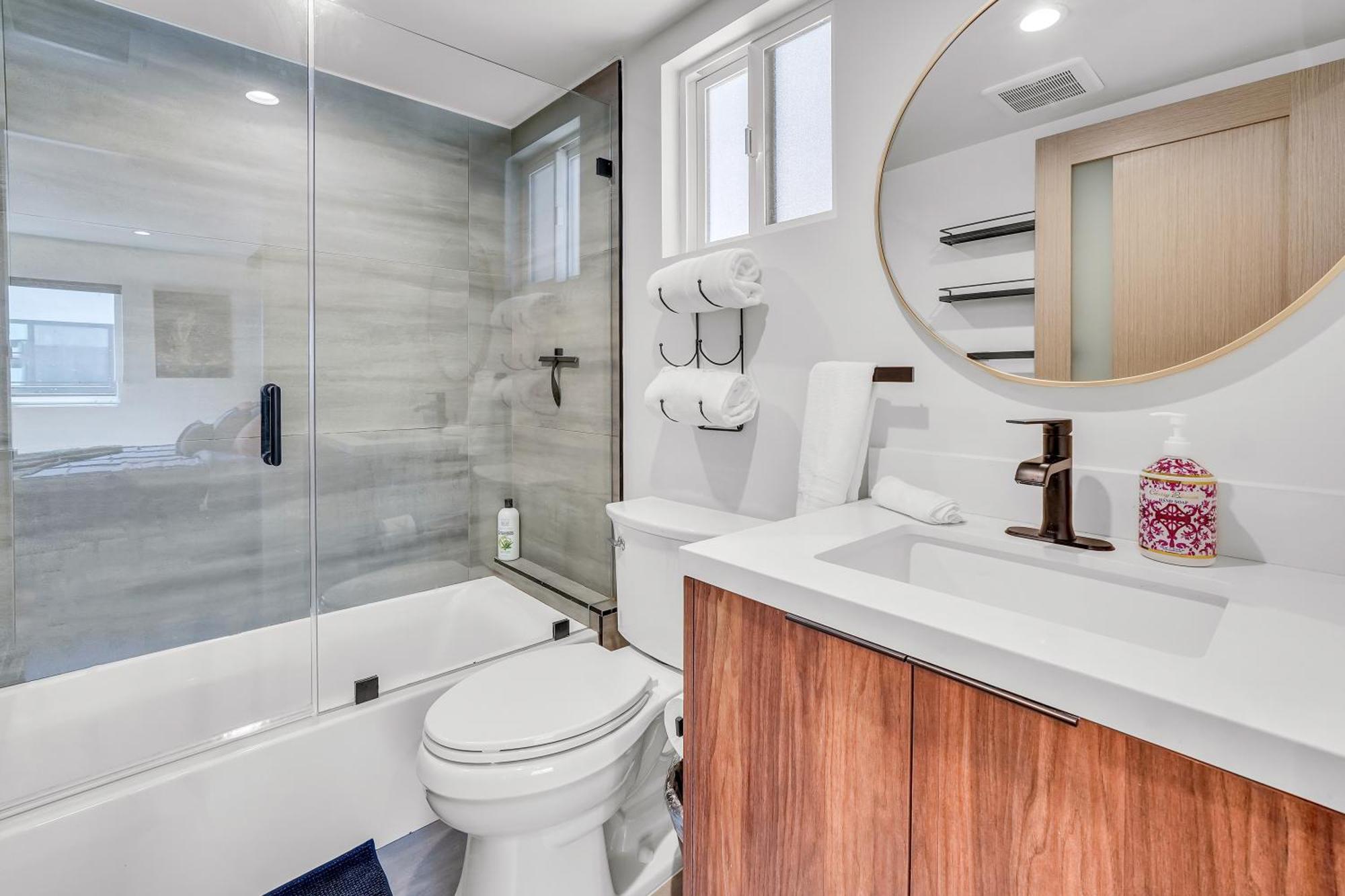 Stylish Sherman Oaks Townhouse 3Bed + 3.5Bath All Master Suites Los Ángeles Exterior foto